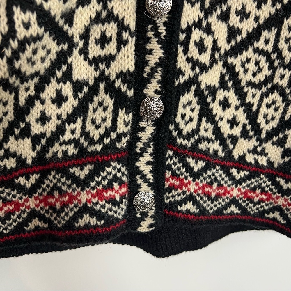 L.L. Bean Vintage Nordic Fair Isle Black Cream Red Wool Blend Cardigan, Size S - Picture 2 of 8